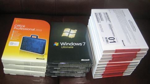 Apple không muốn người dùng sử dụng phần mềm trong hộp nhựa- (Ảnh: CNET).