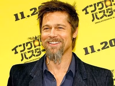 Brad Pitt- siêu sao điện ảnh, người gây ra sóng gió gần đây trên khắp các mặt báo cũng là một trong số những người nói không với công nghệ. Ngoài việc xa lạ với Twitter, Pitt còn thẳng thắn thừa nhận không biết dùng cũng như không muốn học cách dùng máy tính.