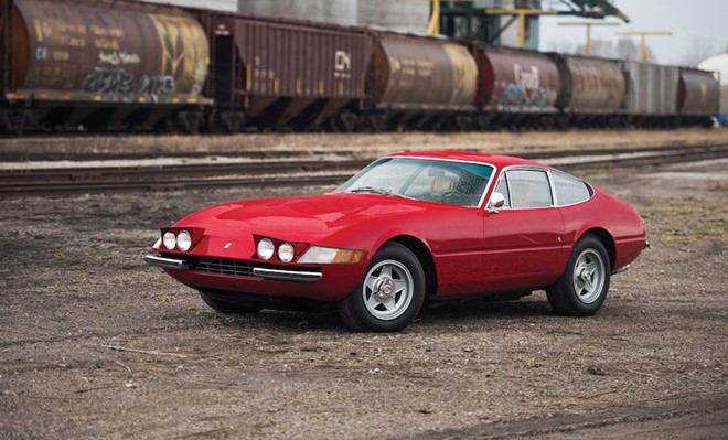 8 mau xe hoi huyen thoai co 'anh mat' duom buon hinh anh 3