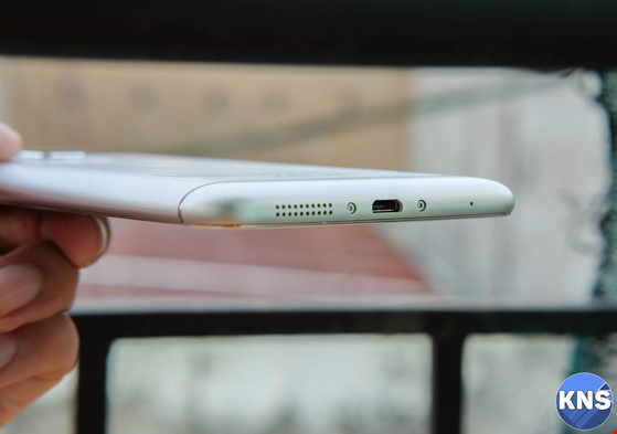 Trên tay chiếc smartphone lấy nét siêu nhanh ảnh 6 Trên tay chiếc smartphone lấy nét siêu nhanh ảnh 6