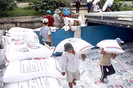 Trung Quốc vẫn tiếp tục đứng vị trí thứ nhất về thị trường nhập khẩu gạo của Việt Nam trong 9 tháng của năm 2016 với 35,4% thị phần.