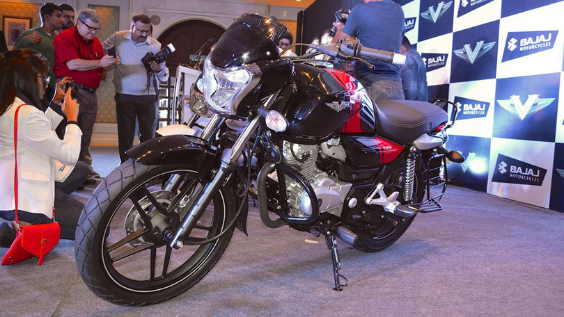 Xe côn tay Bajaj V12 giá rẻ hơn Honda Wave tại Việt Nam ảnh 1