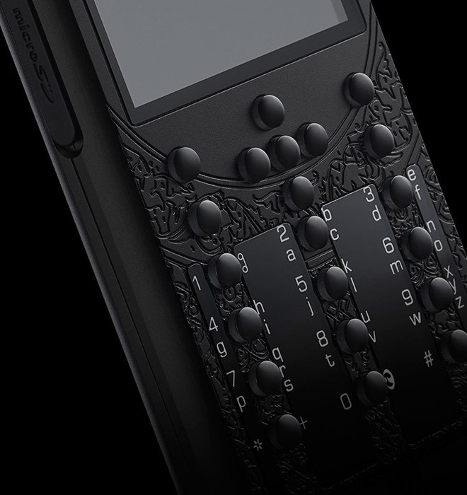 Điện thoại siêu sang cho người yêu nước Nga giá 70 triệu ảnh 6