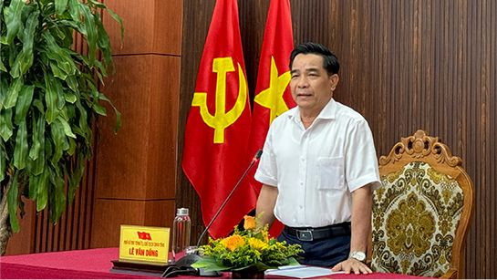 Ông Lê Văn Dũng, Chủ tịch UBND tỉnh Quảng Nam chủ trì buổi Họp báo thông tin về tình hình KT-XH 9 tháng 2024 và nhiệm vụ quý IV/2024.