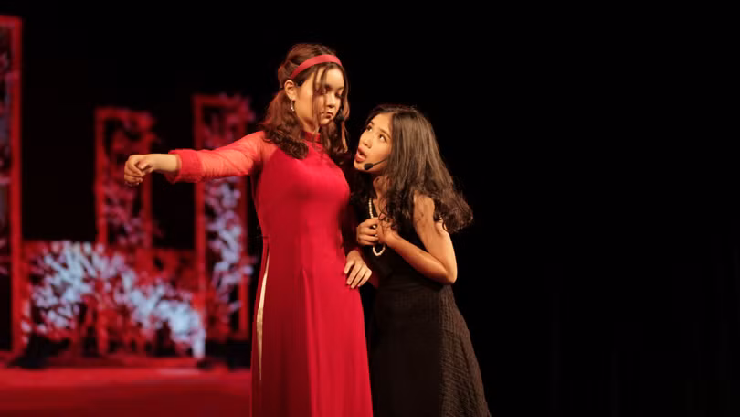 Một cảnh trong vở diễn Huyễn Ảnh