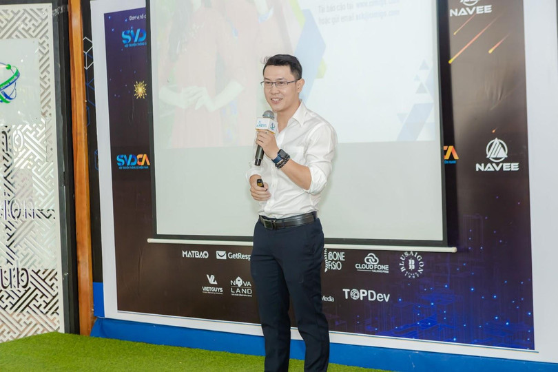 Ông Bình Đồng - Research Director - Market Research Agency Cimigo Ông Bình Đồng - Research Director - Market Research Agency Cimigo