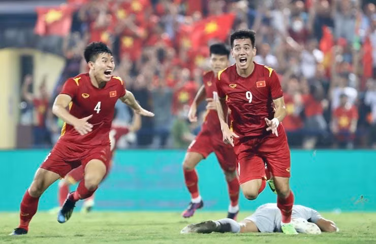 Tiến Linh và các đồng đội đã giành được huy chương vàng SEA Games 31 sau khi đánh bại U23 Thái Lan ở trận chung kết