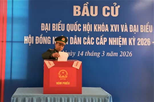 Những lá phiếu sớm của cử tri Đặc khu Bạch Long Vĩ