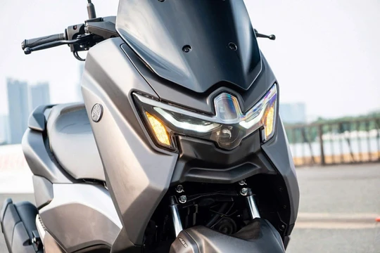 NMax là mẫu xe thứ 2 tại Việt Nam được Yamaha trang bị hộp số YECVT, sau NVX 155. Ảnh: M.T.