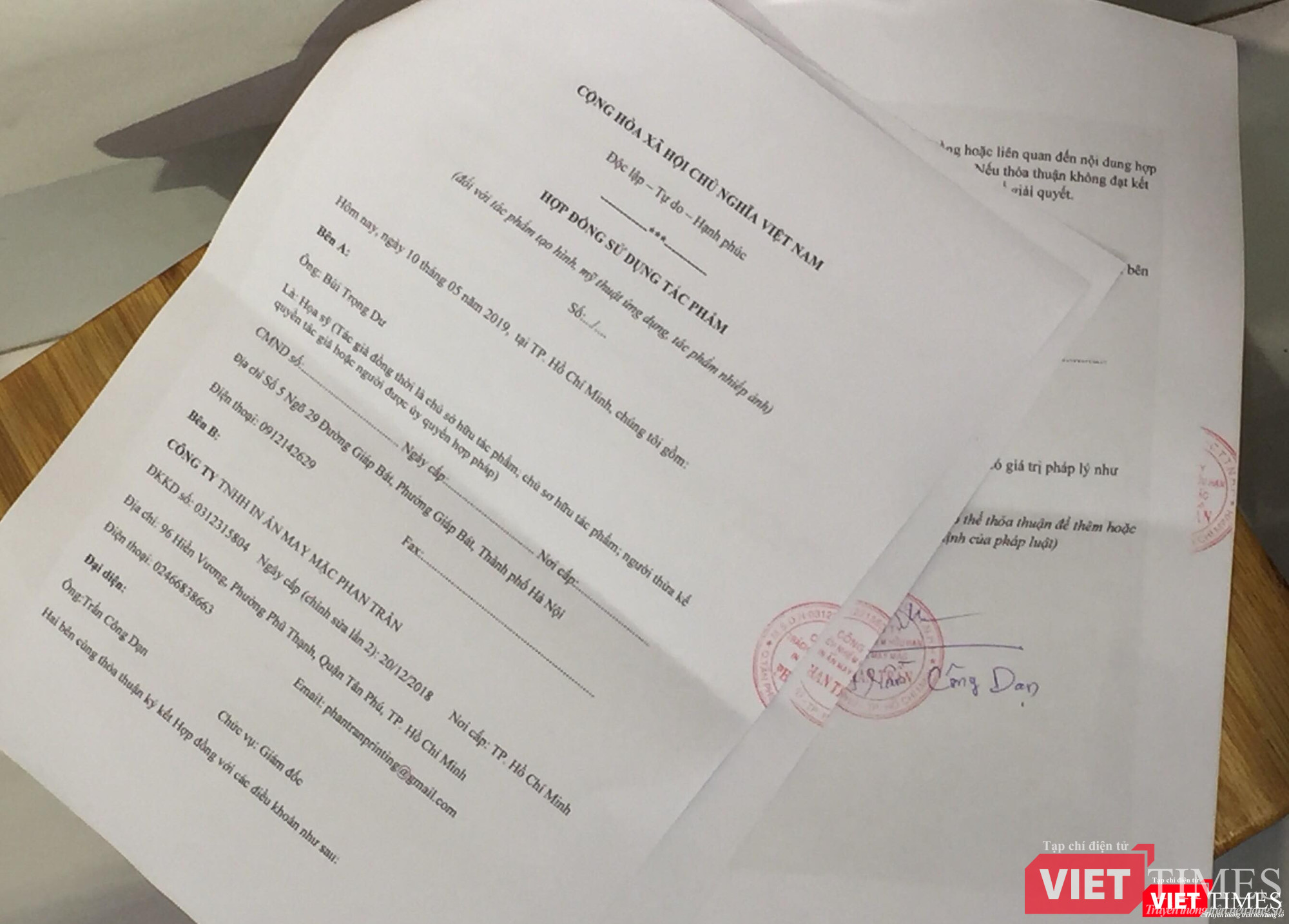 Hợp đồng sử dụng tác phẩm đã được Công ty Phan Trần gửi tới họa sĩ Bùi Trọng Dư
