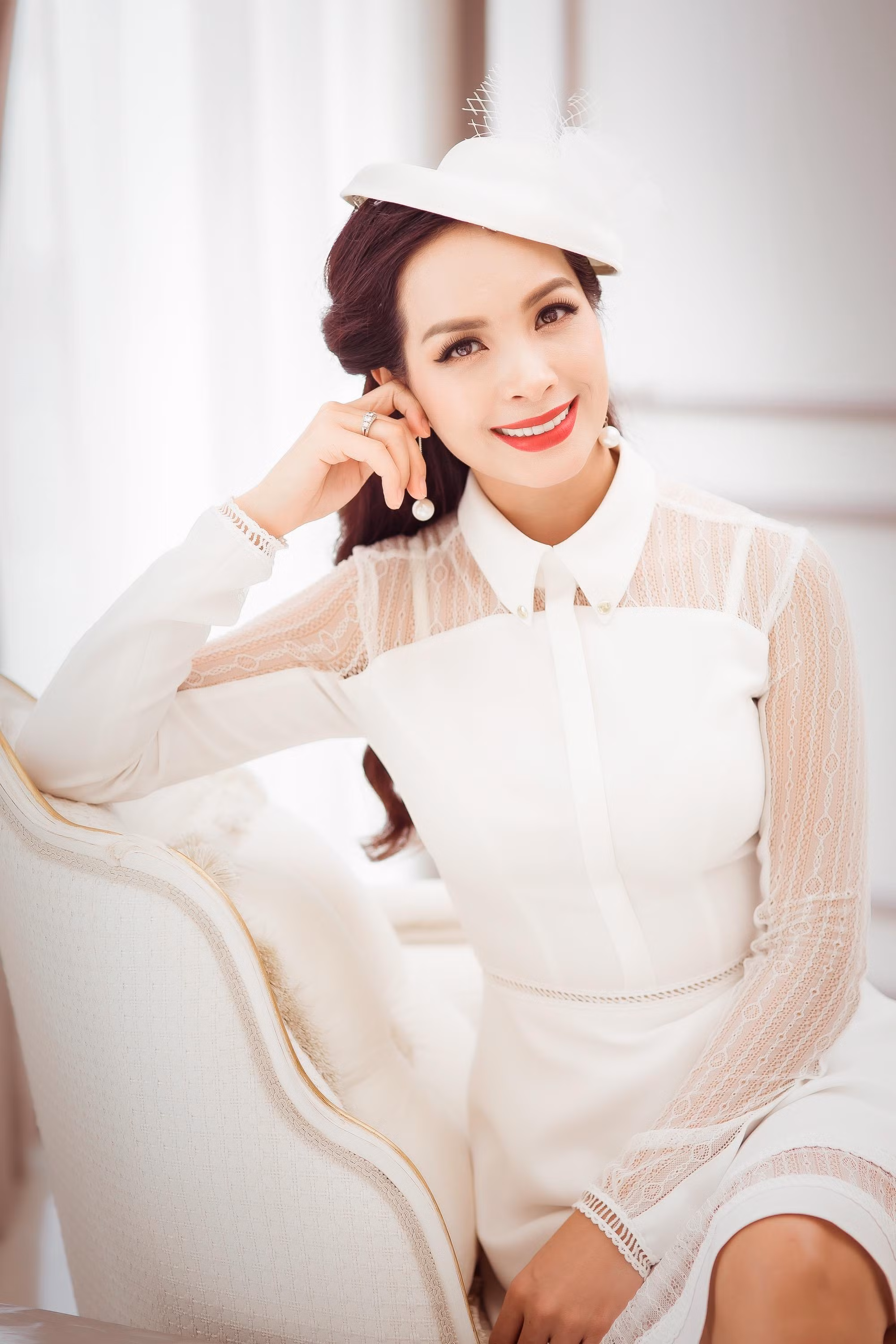 Bà mẹ hai con vẫn luôn giữ dáng chuẩn của một cựu người mẫu thành đạt Bà mẹ hai con vẫn luôn giữ dáng chuẩn của một cựu người mẫu thành đạt