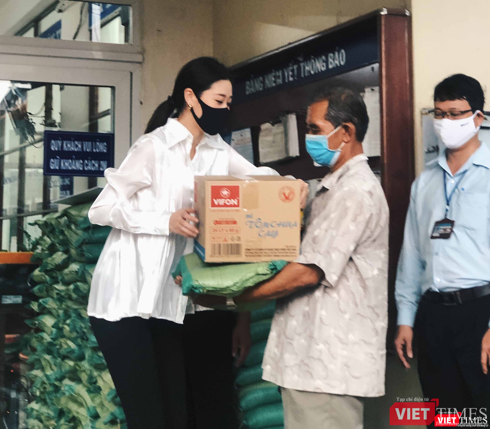 Khánh Vân cho biết rất mong được chung tay giúp người nghèo 