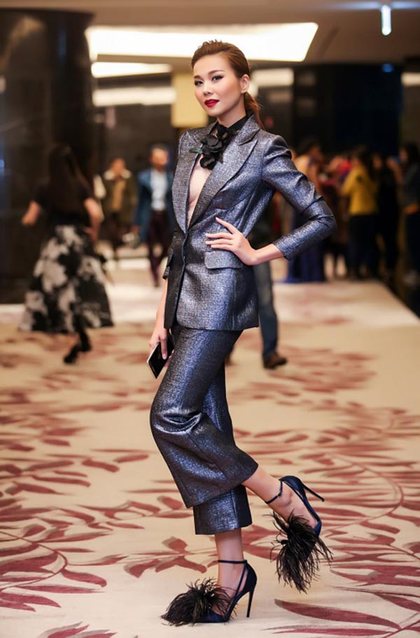 Siêu mẫu Thanh Hằng 