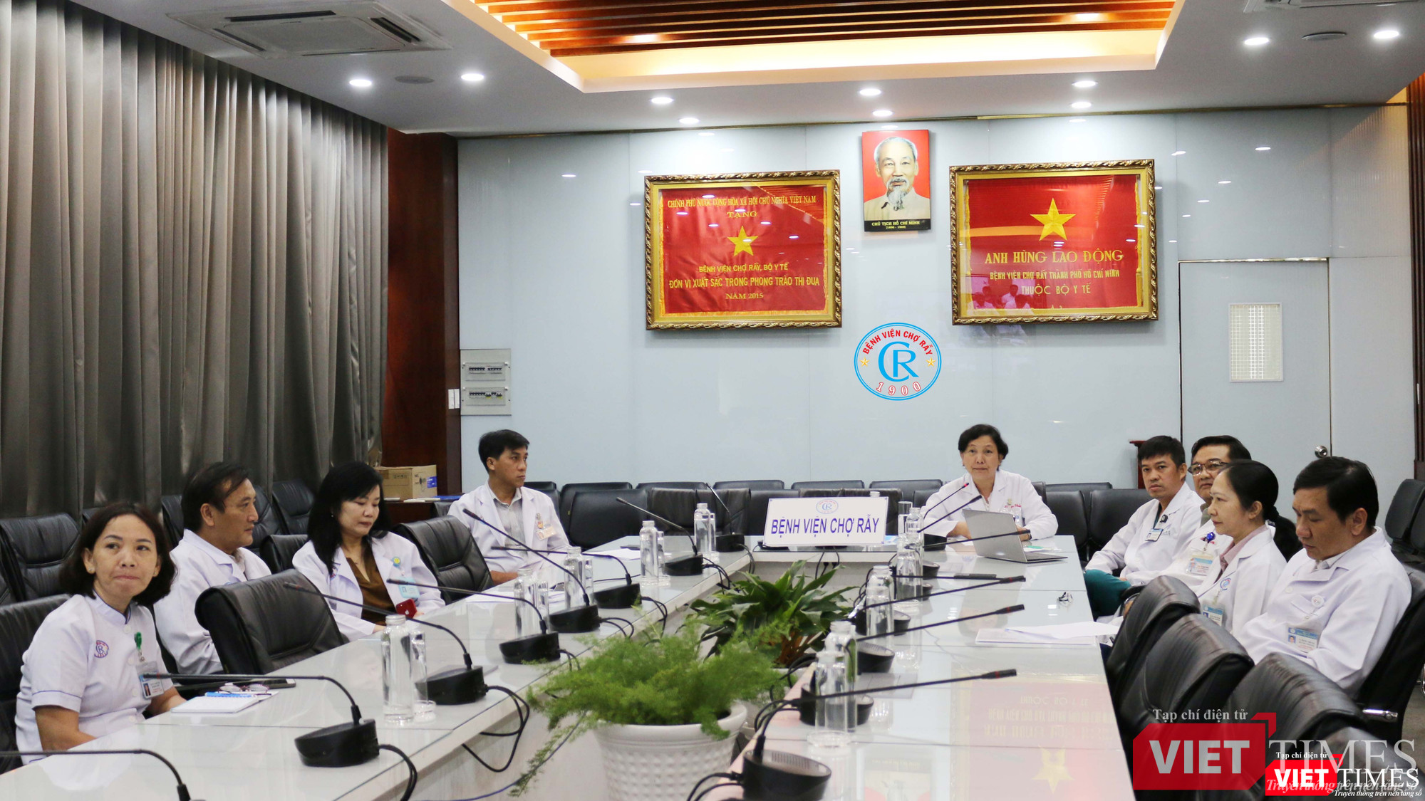 Đầu cầu BV Chợ Rẫy trong cuộc hội chẩn trực tuyến (Ảnh: BVCR) 