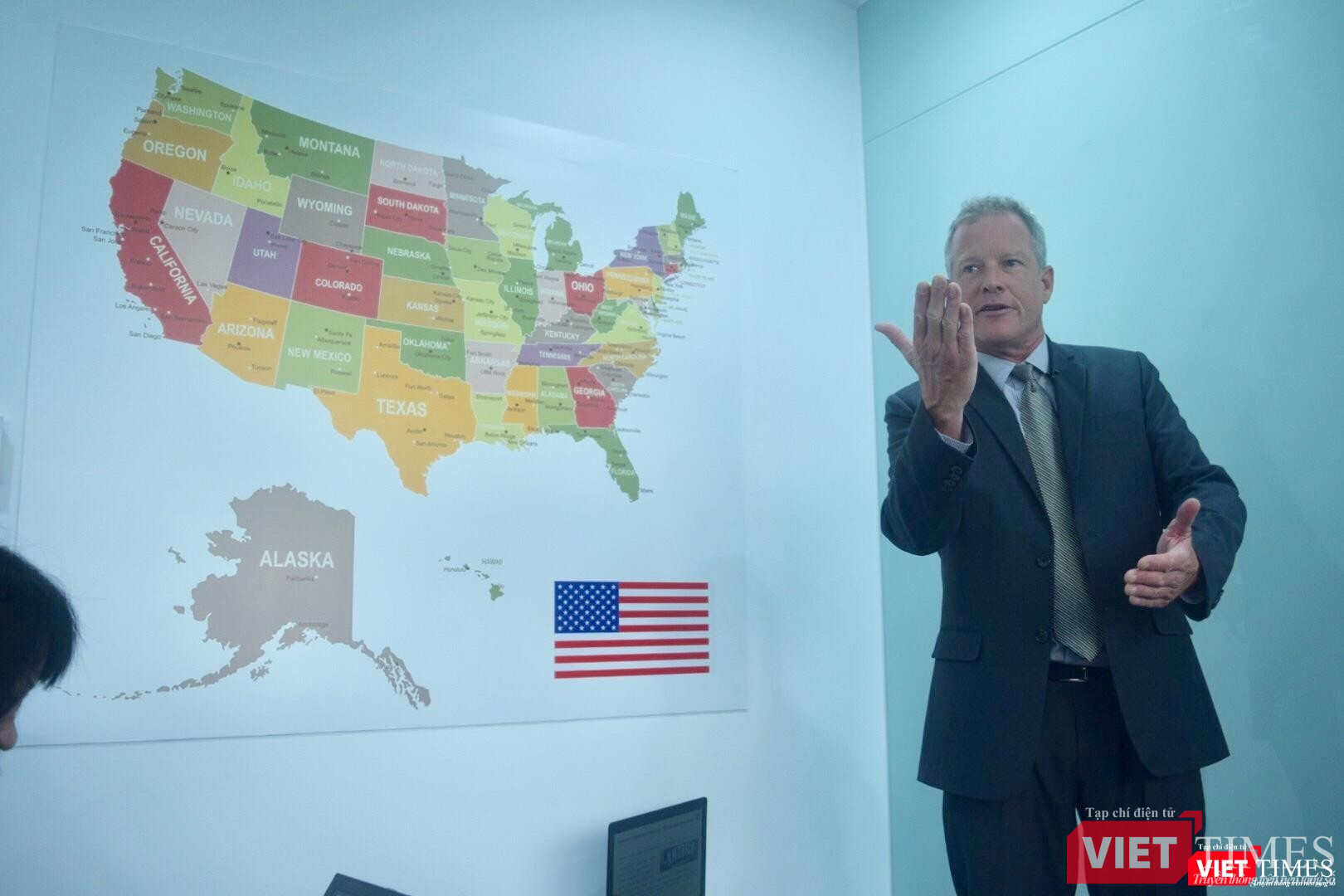 Luật sư Tom Rotert cho biết: "Một người dân bình thường của Mỹ hoàn toàn có thể thắng kiện tổng thống Mỹ"