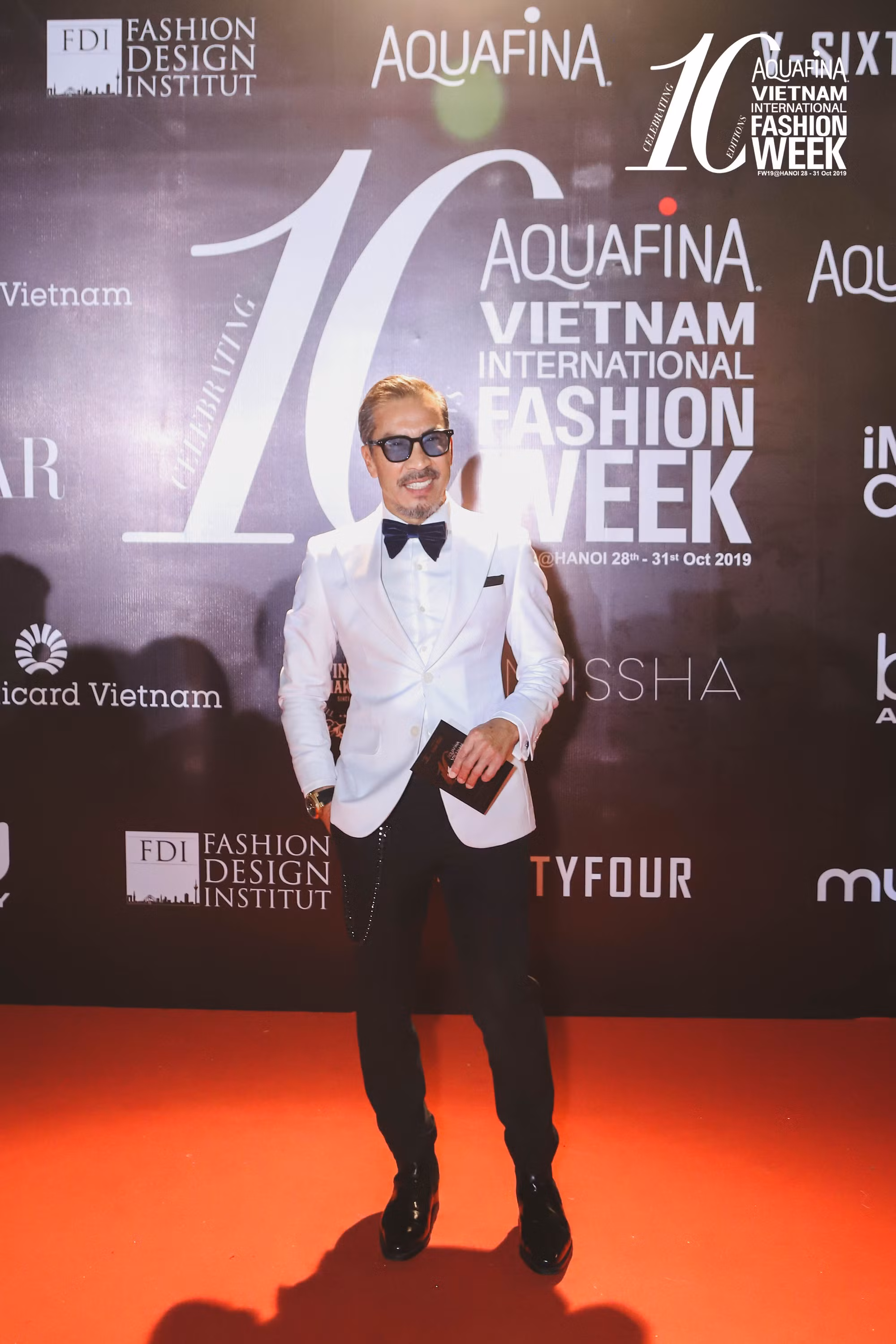 Fashionisto Thuận Nguyễn lịch lãm tại thảm đỏ hôm nay