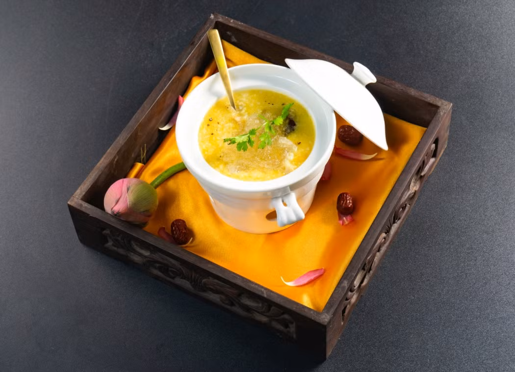 Chef Văn Hưng chế biến Cháo yến bào ngư Chef Văn Hưng chế biến Cháo yến bào ngư