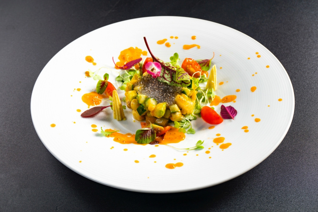 Salad Yến của chef Hoàng Sin 