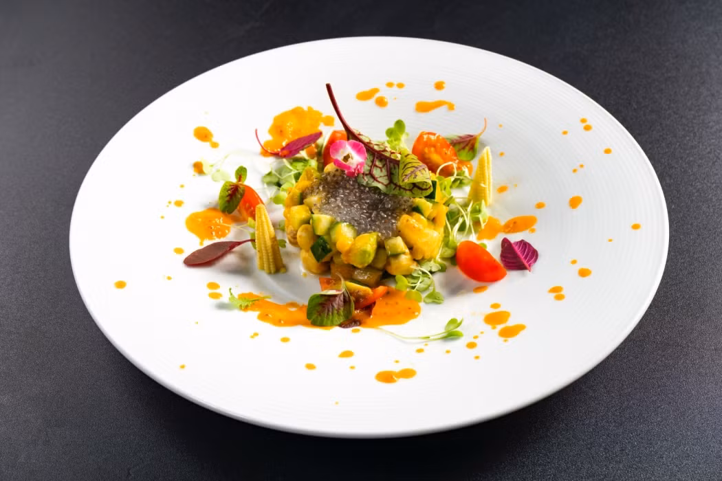 Salad Yến của chef Hoàng Sin Salad Yến của chef Hoàng Sin