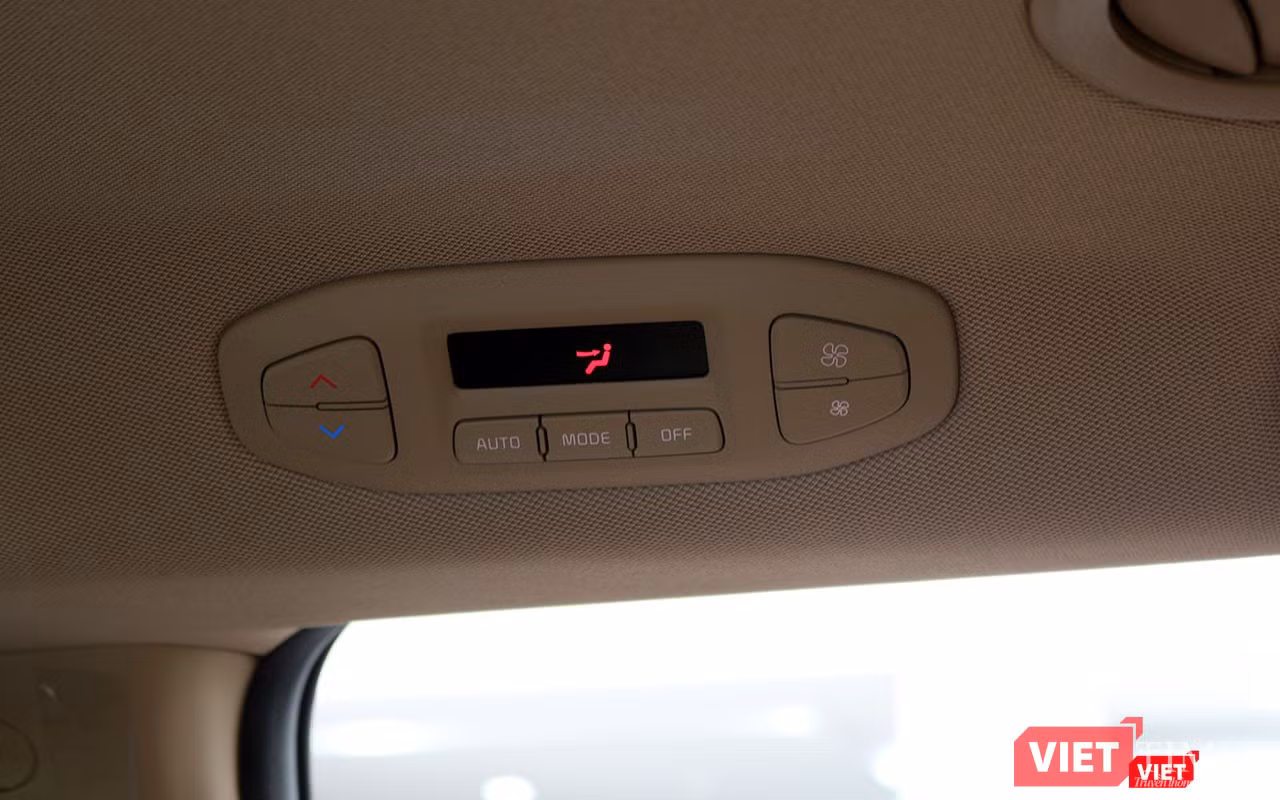 Cận cảnh mẫu Kia Sedona 2018 giá 1,129 tỷ đồng vừa ra mắt tại thị trường Việt Nam ảnh 17