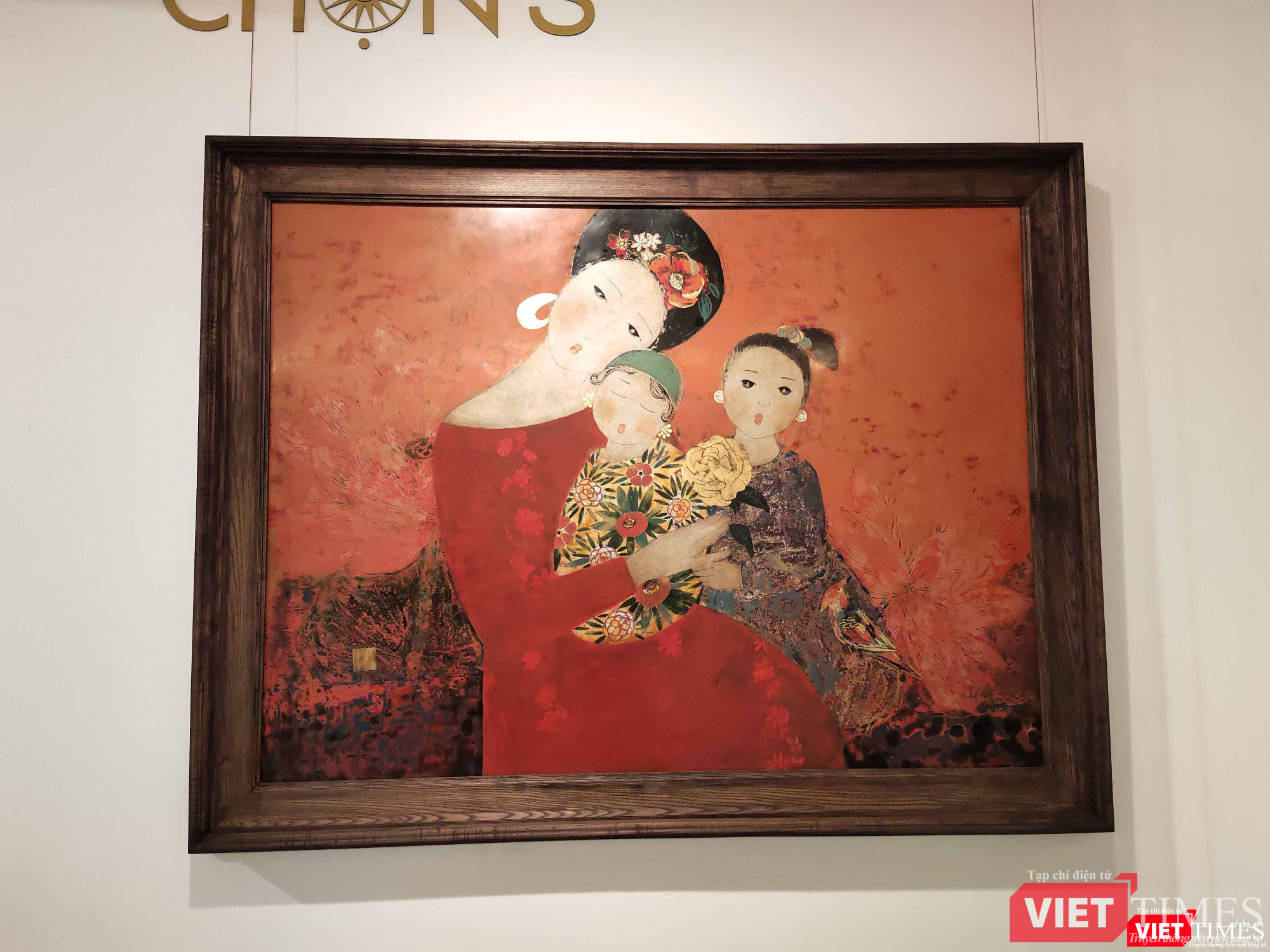 Sắc màu xuân trong tháng trưng bày tranh Tết