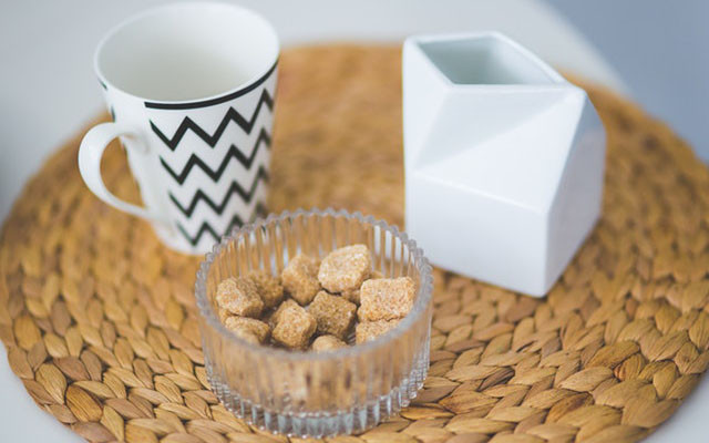 Hãy thay thế đường bằng mật tự nhiên, chẳng hạn như mật ong rừng 