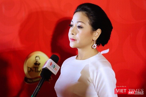 "Cha là người thầy lớn nhất của tôi" - Doanh nhân Trần Uyên Phương chia sẻ