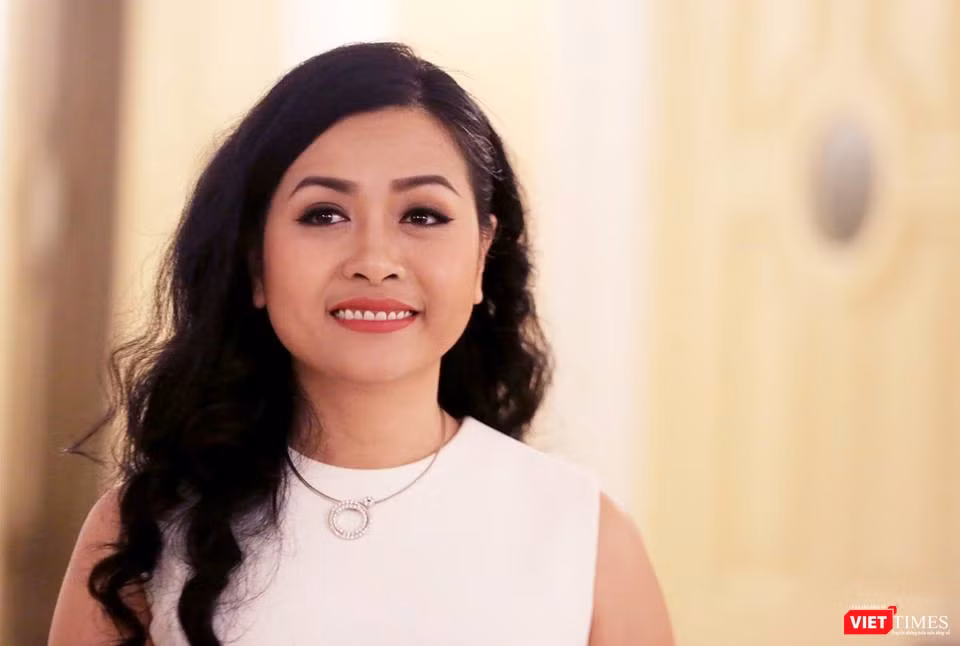 Trần Uyên Phương đang vươn lên trở thành gương mặt đại diện cho thế hệ lãnh đạo trẻ - công dân toàn cầu