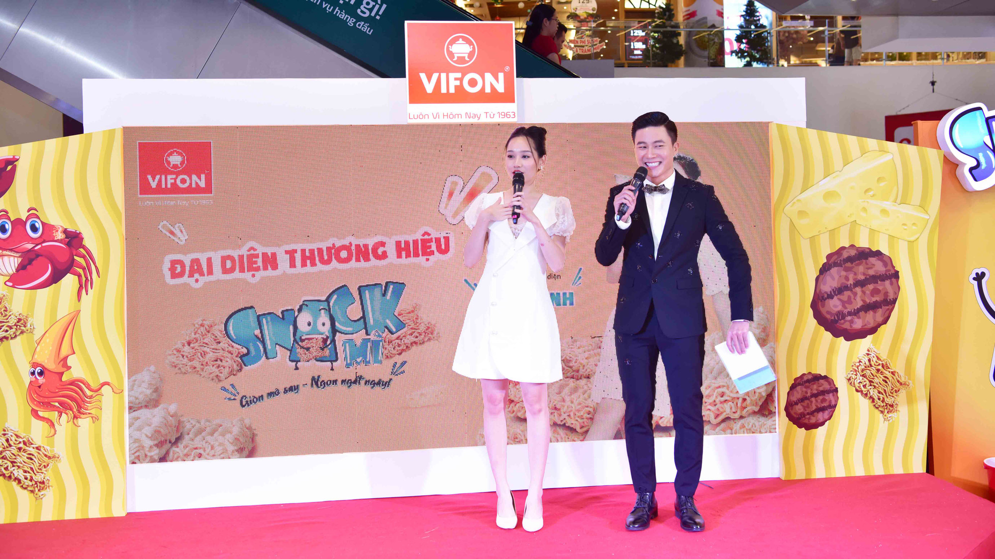 Những khoảnh khắc giao lưu thú vị cùng nữ diễn viên trẻ 