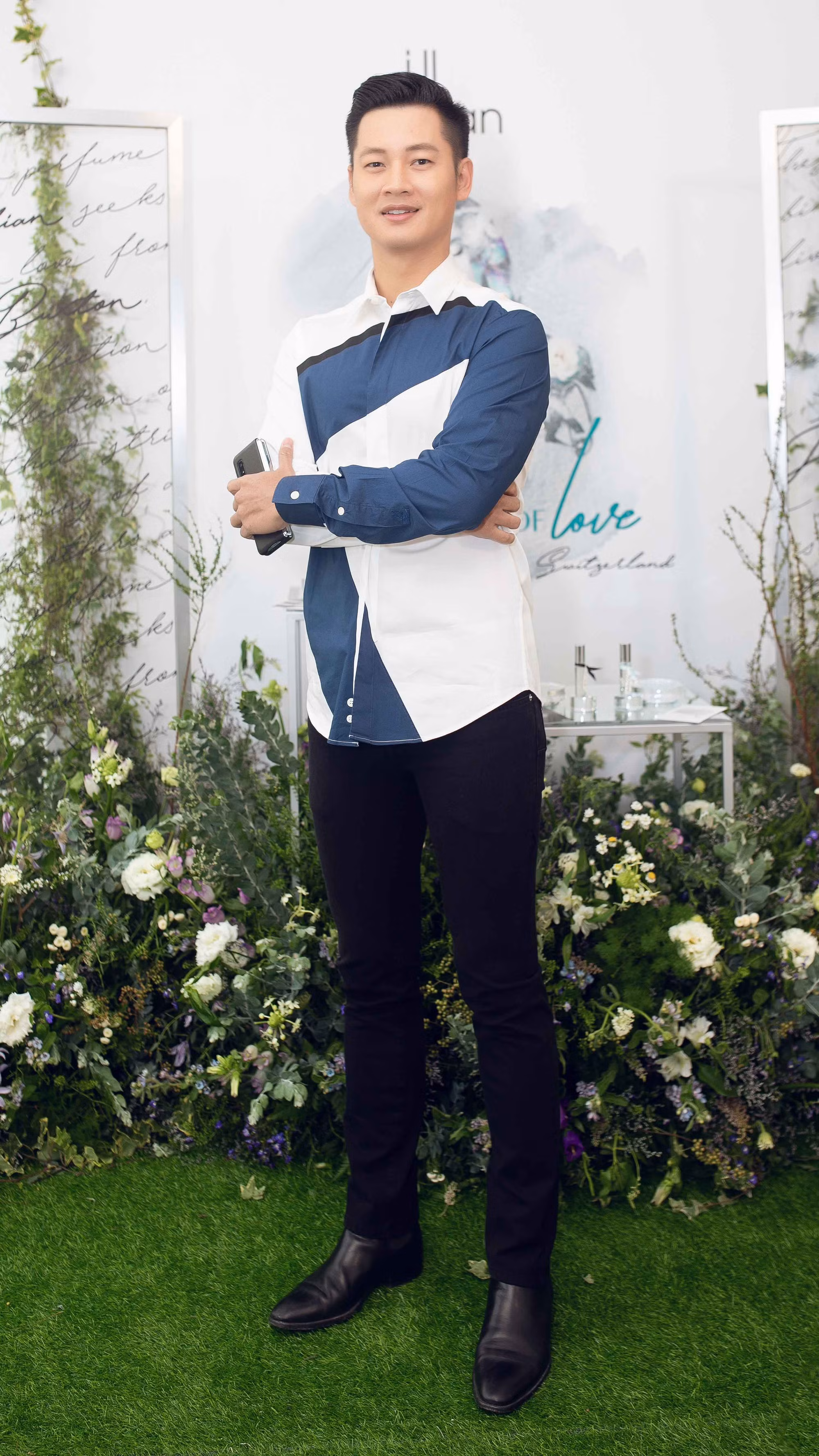 Ca sĩ Đức Tuấn 