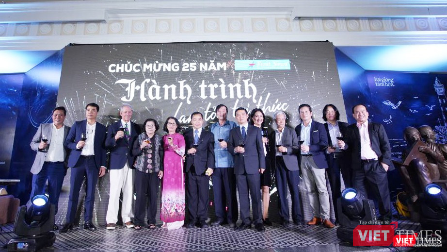 Nhiều tác giả, dịch giả có mặt chia vui với tuổi 25 của First News Trí Việt 