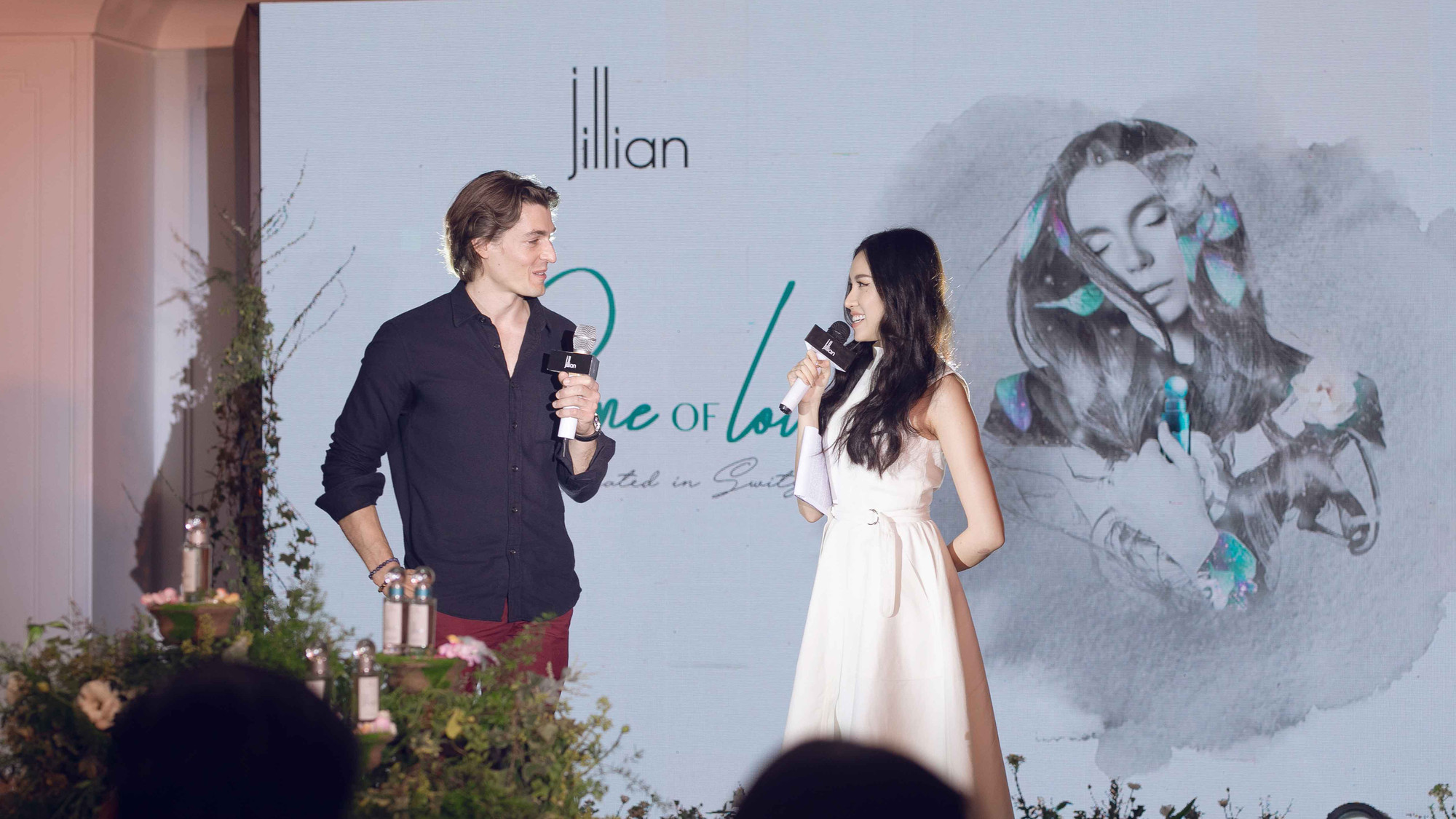 David Chieze - một perfumer tài năng được mệnh danh là "hoàng tử mùi hương" đến từ nước Pháp David Chieze - một perfumer tài năng được mệnh danh là "hoàng tử mùi hương" đến từ nước Pháp