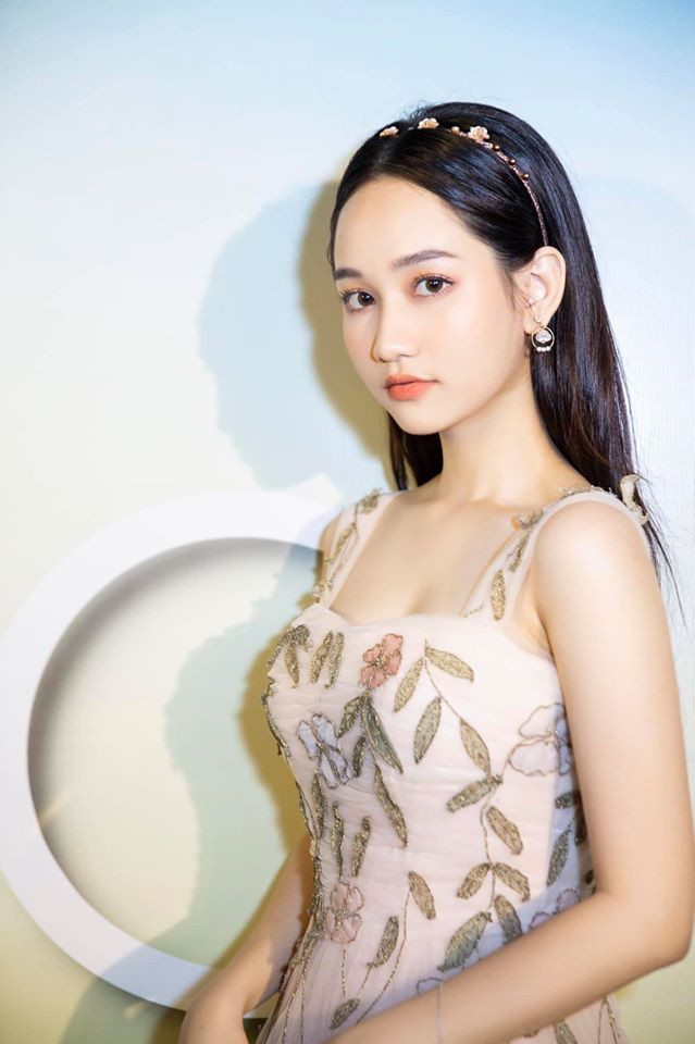 Cận cảnh nhan sắc của nữ diễn viên chính Trúc Anh 