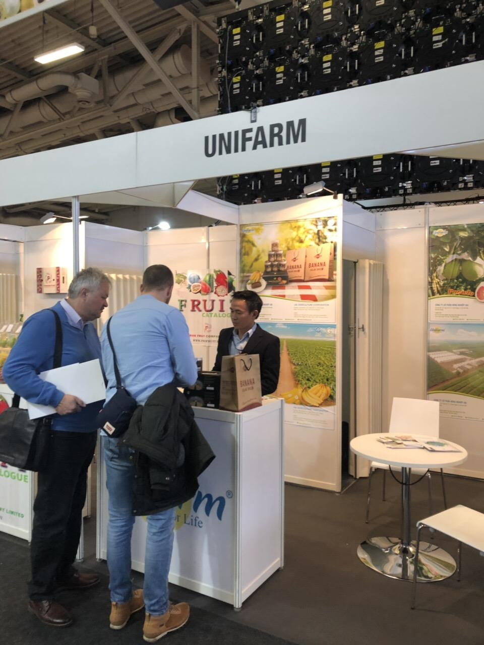 Ông Nguyễn Quốc Trường Thanh – trưởng phòng marketing Công ty CP Nông nghiệp U&I trong chuyến tham dự hội chợ ở Đức hồi tháng 2/2019 Ông Nguyễn Quốc Trường Thanh – trưởng phòng marketing Công ty CP Nông nghiệp U&I trong chuyến tham dự hội chợ ở Đức hồi tháng 2/2019