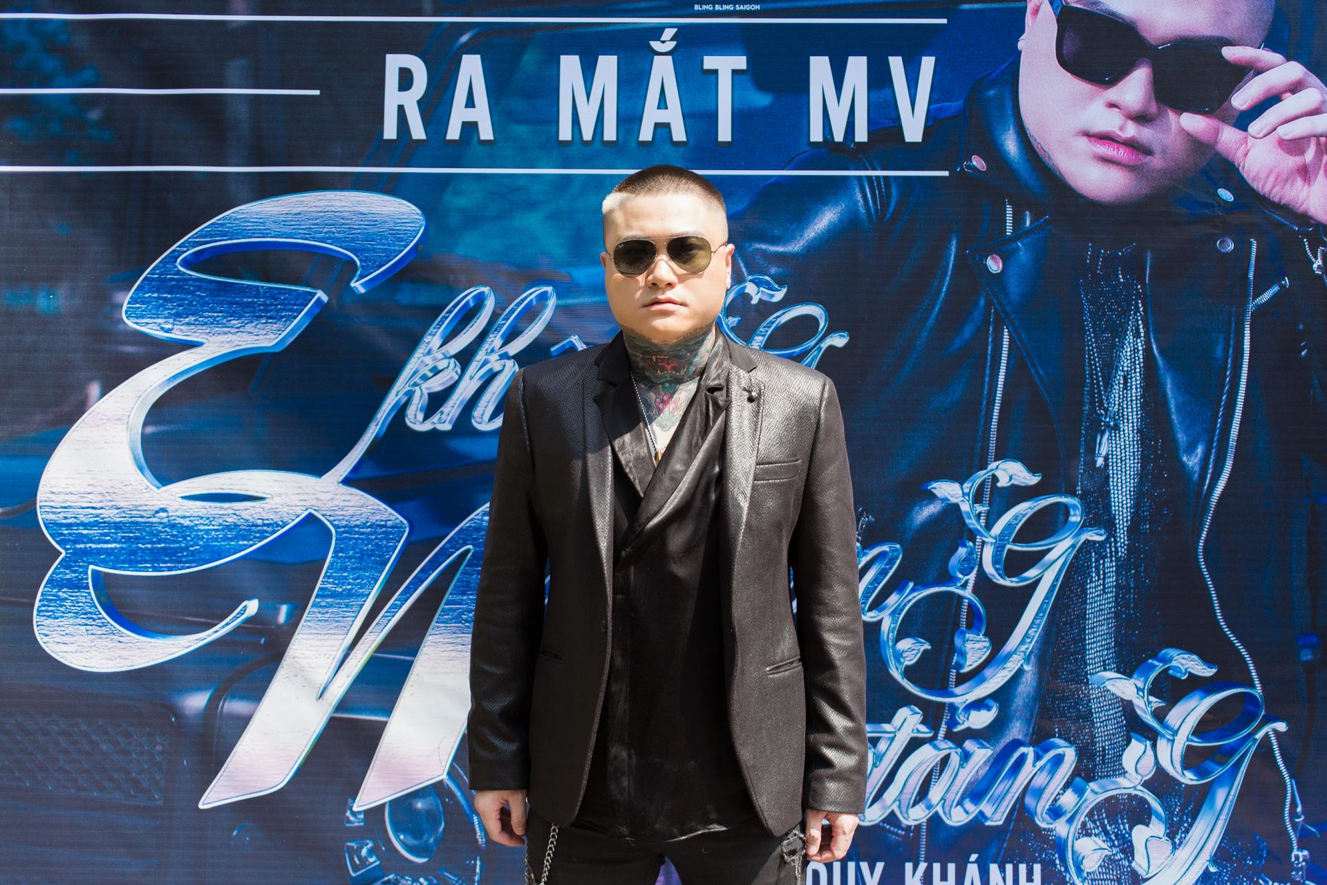 Chàng "công tử Hà Thành" sau khi du nam trở nên rất ... ngầu Chàng "công tử Hà Thành" sau khi du nam trở nên rất ... ngầu