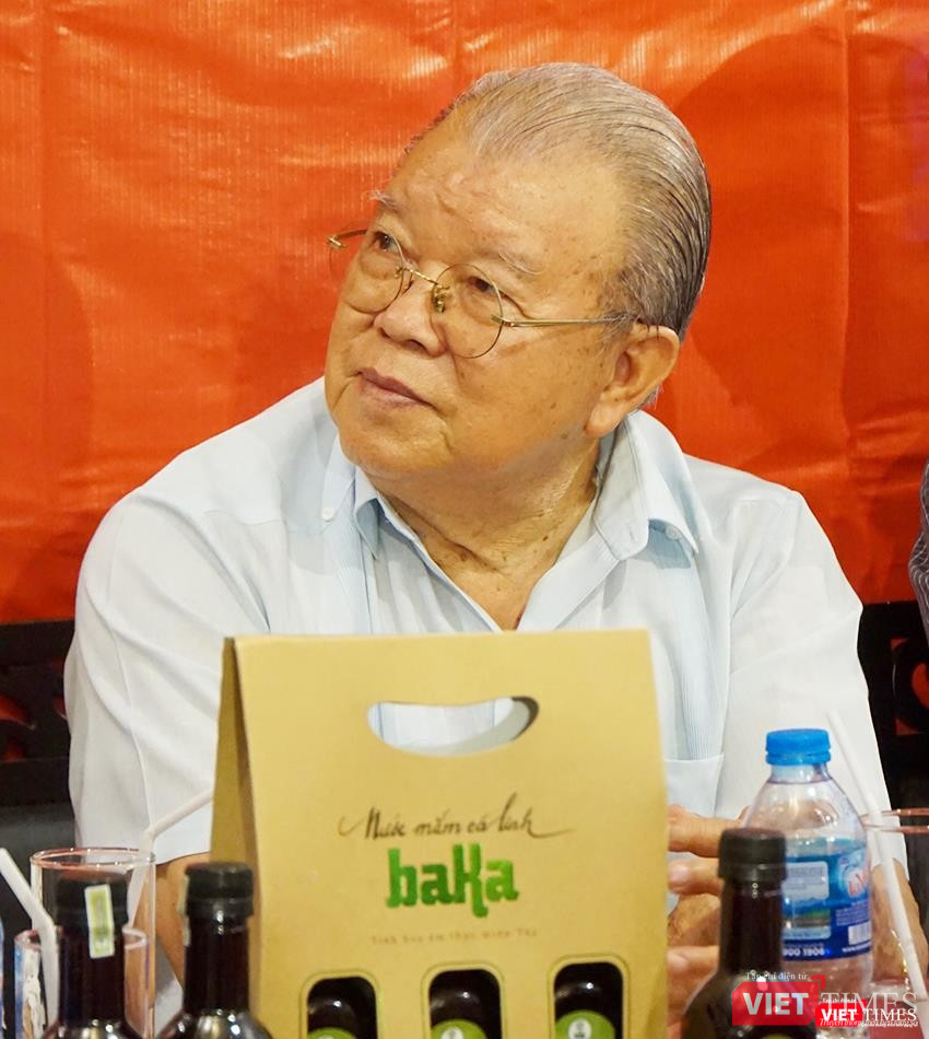 "Quy định, tiêu chuẩn tào lao, nên bỏ” ảnh 1 GS.TS - Anh hùng lao động Võ Tòng Xuân tại cuộc tọa đàm chiều 17/3