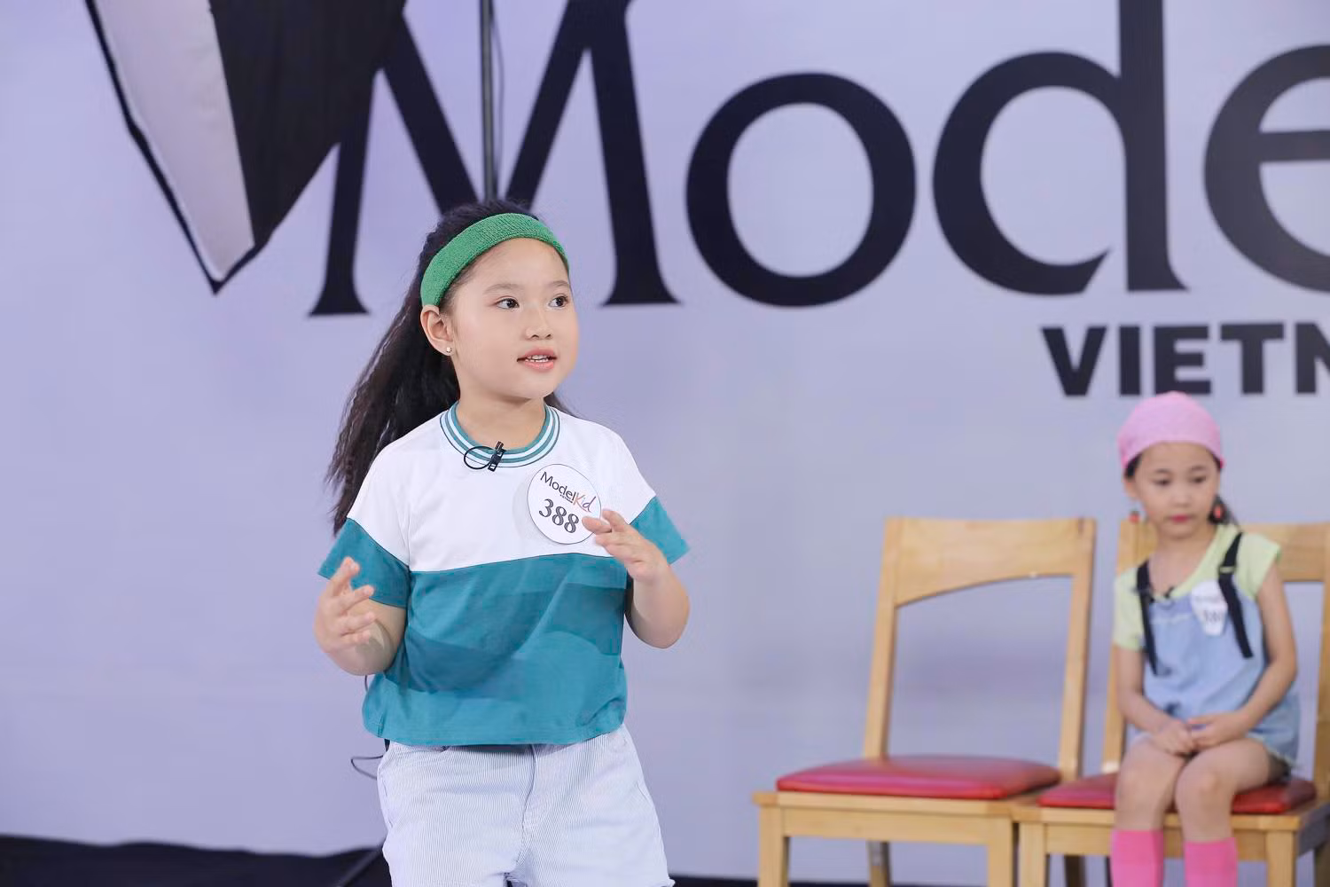 Phần thi của bé Nguyễn Khánh Vân, con gái cựu danh thủ Nguyễn Hồng Sơn 