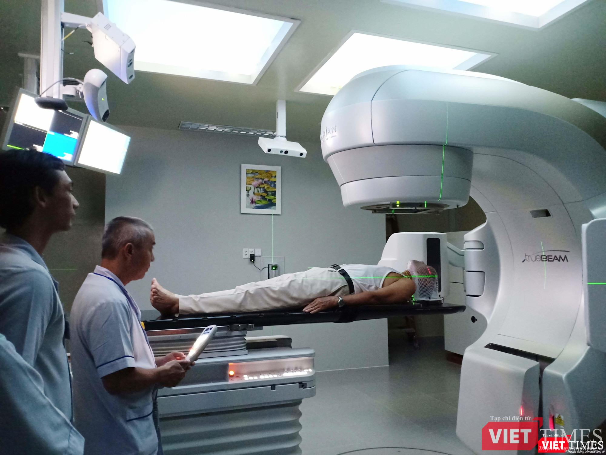 Thế hệ máy xạ trị hiện đại trong điều trị ung thư tại BV Ung bướu Thế hệ máy xạ trị hiện đại trong điều trị ung thư tại BV Ung bướu