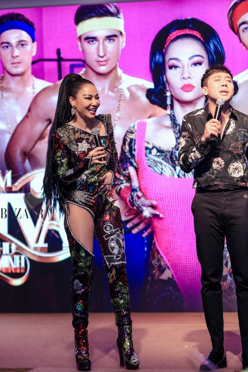 Thu Minh và Trấn Thành hài hước trên sân khấu