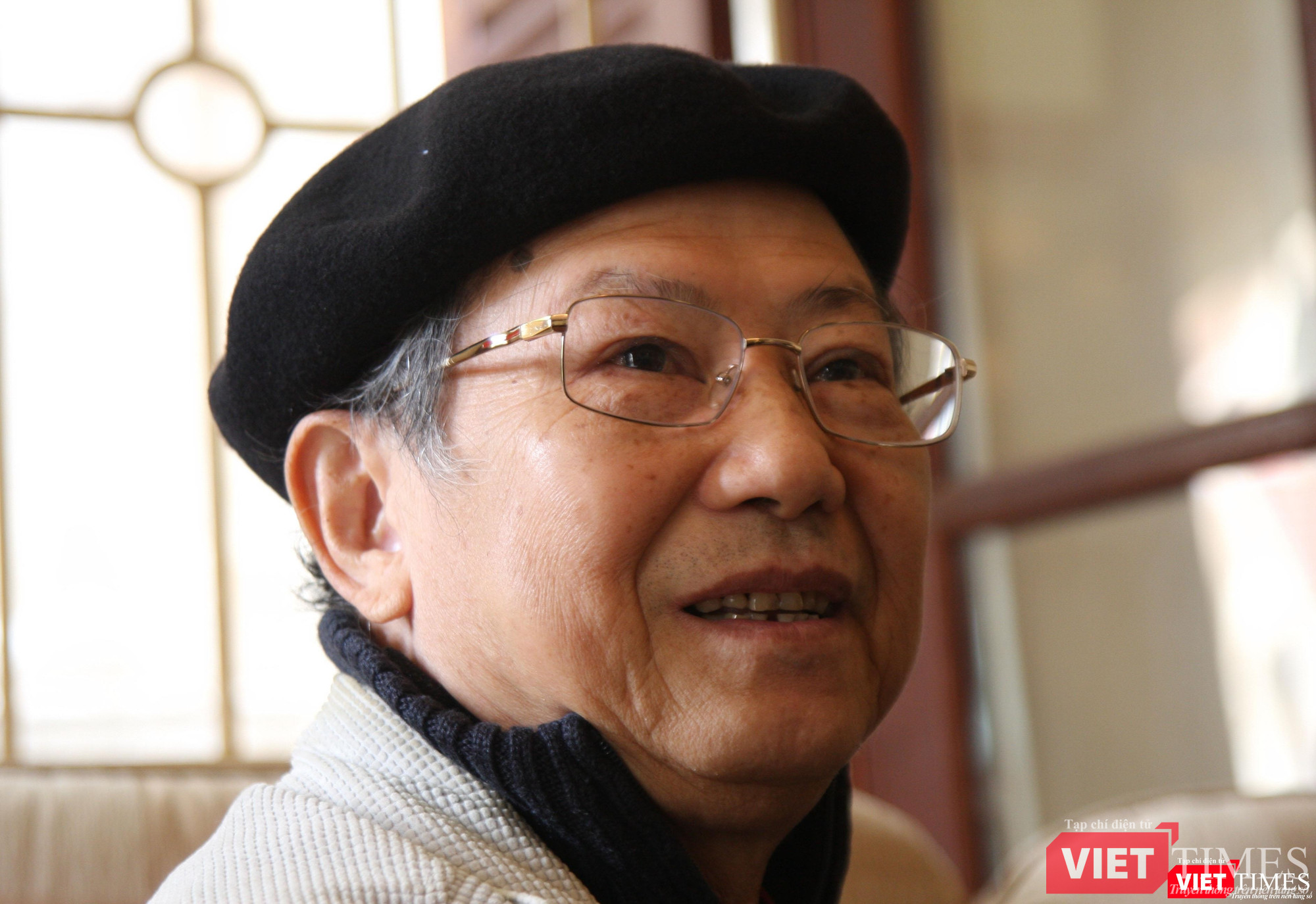 Nét trào phúng hóm hỉnh của ông là điều bạn văn nhớ nhất