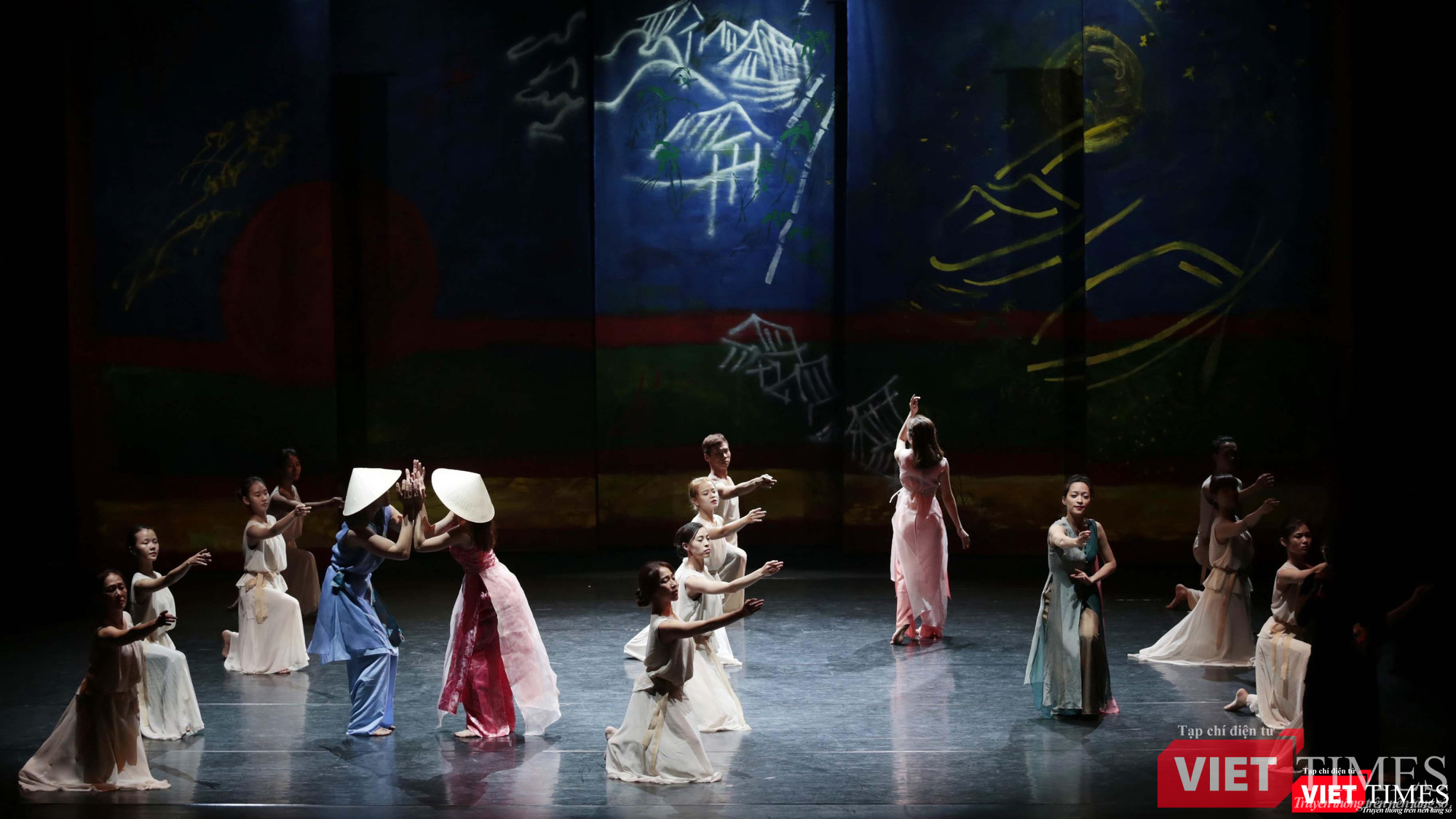 "Cần “khoe” với thế giới về một tác phẩm đỉnh cao văn học đã được đưa lên sân khấu múa tuyệt vời như thế nào" - Nhà báo Nguyễn Thế Thanh nói