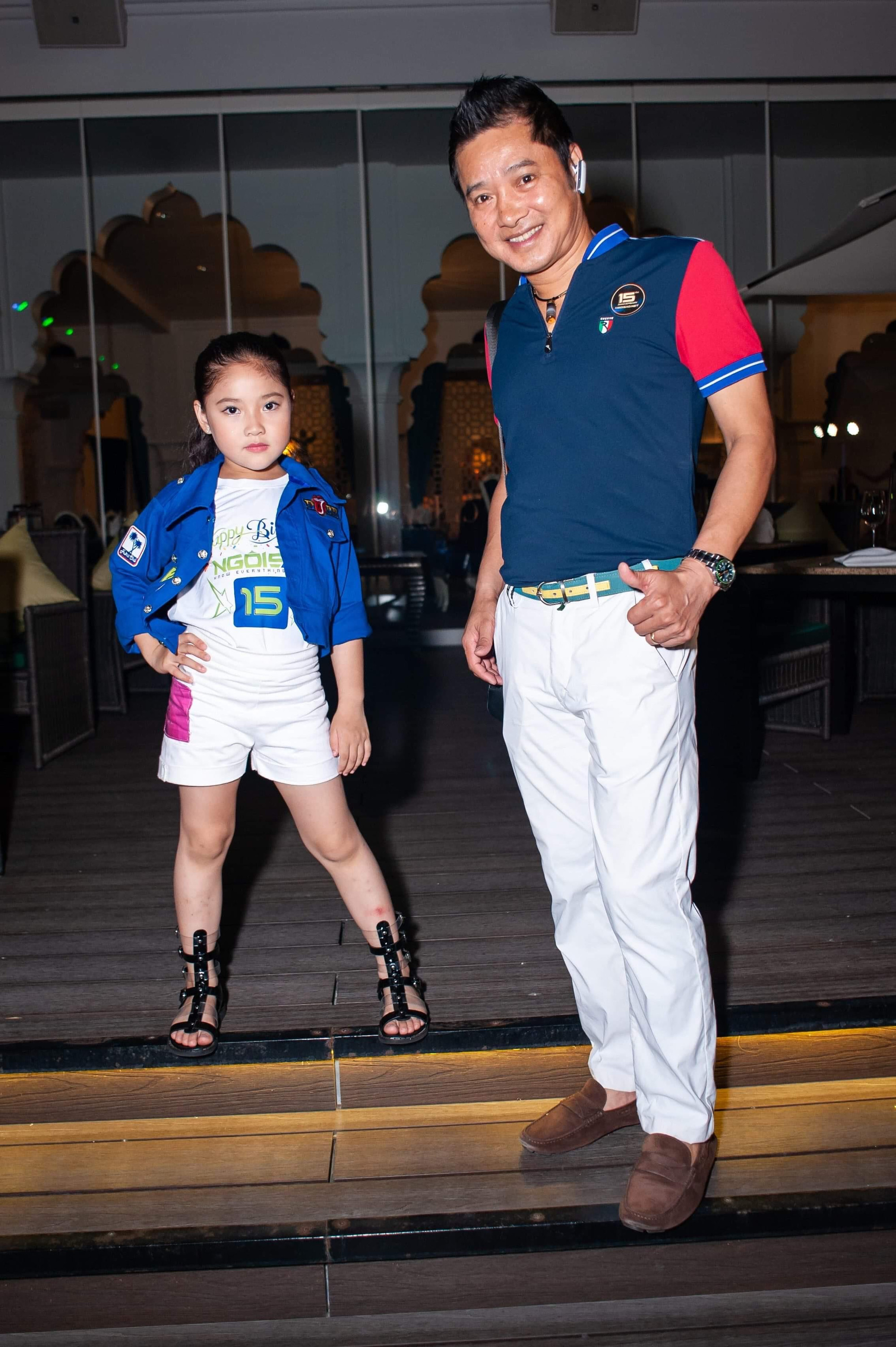 Hai cha con Nguyễn Hồng Sơn - Nguyễn Khánh Vân đầy phong cách Hai cha con Nguyễn Hồng Sơn - Nguyễn Khánh Vân đầy phong cách