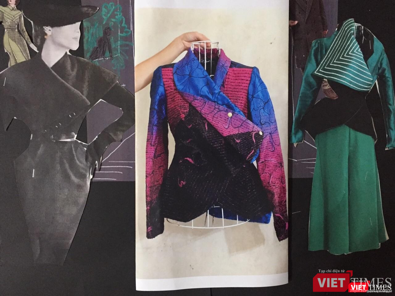 Trăn trở với từng chi tiết của mỗi nhân vật trong vở diễn Trăn trở với từng chi tiết của mỗi nhân vật trong vở diễn