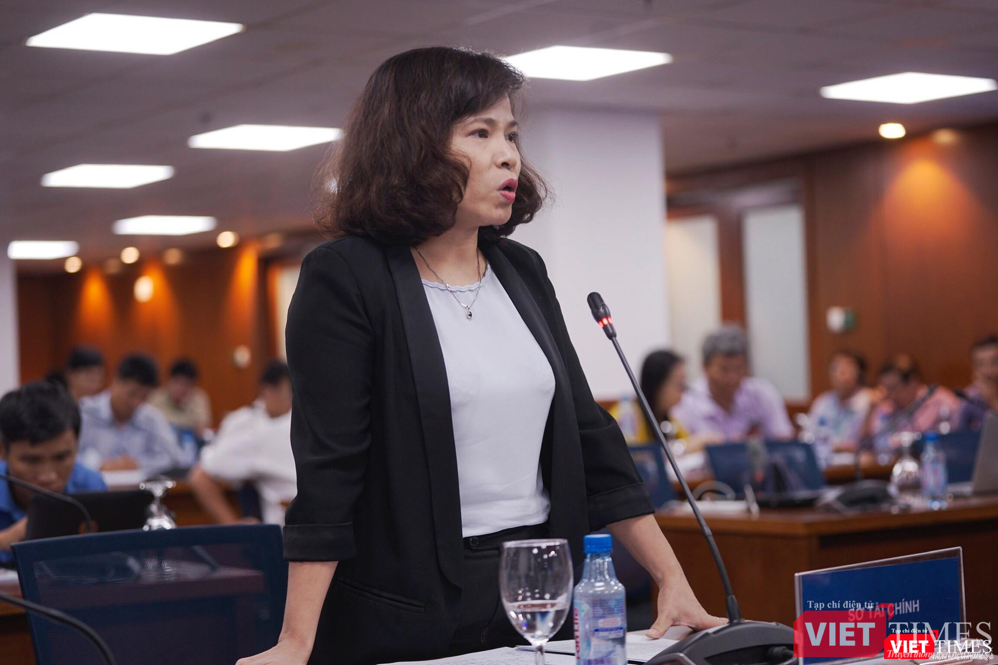 Đại diện Sở Tài Chính TP.HCM trả lời thắc mắc của báo chí Đại diện Sở Tài Chính TP.HCM có mặt tại cuộc họp trả lời thắc mắc của báo chí