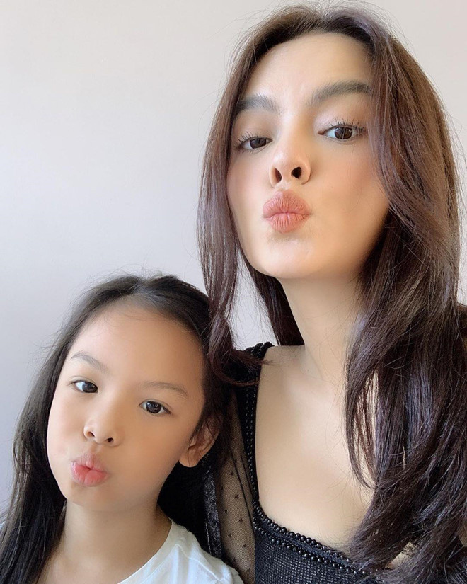 Phạm Quỳnh Anh và con gái Tuệ Lâm Phạm Quỳnh Anh và con gái Tuệ Lâm