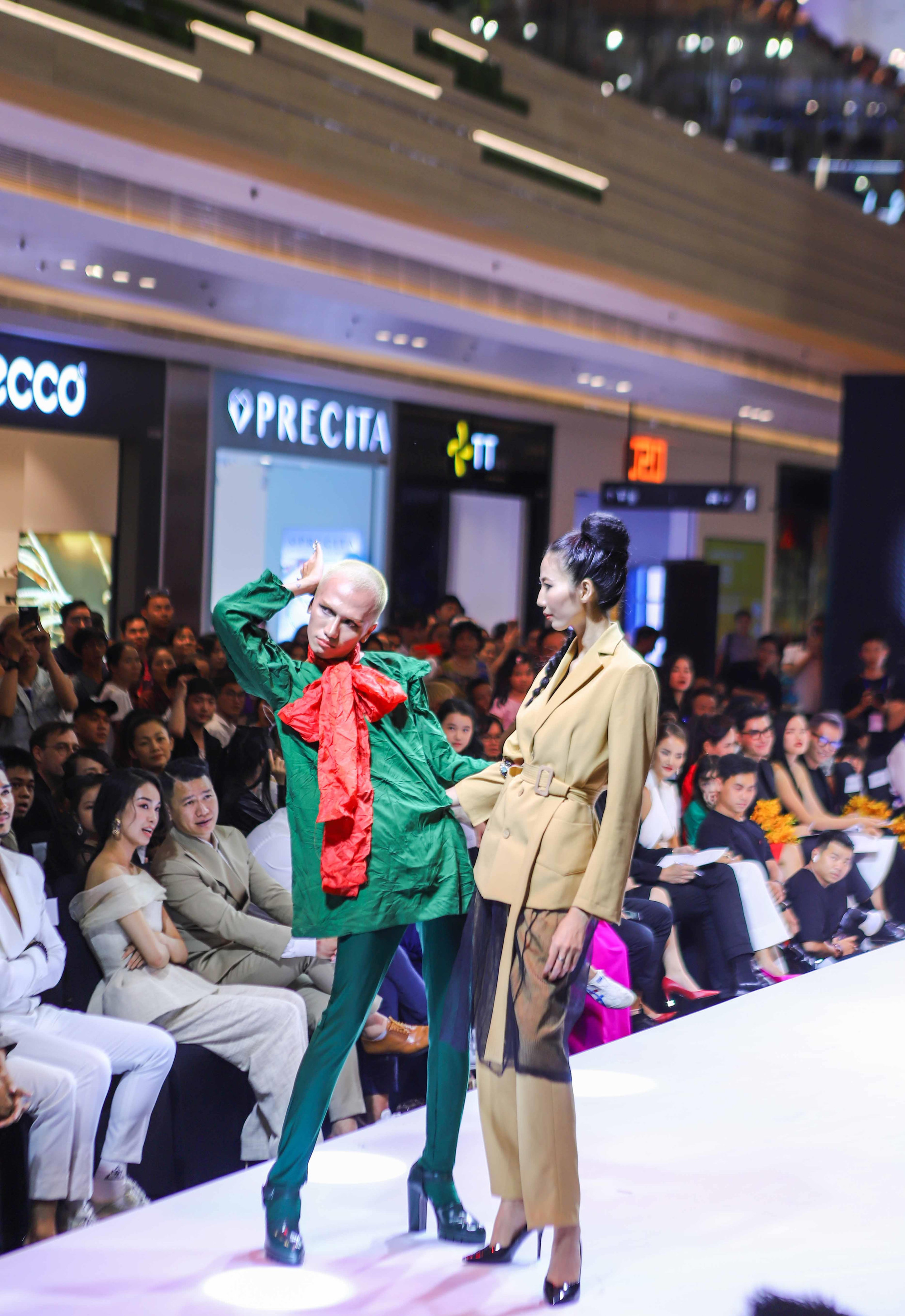 Không chỉ đẹp và cá tính, mỗi màn trình diễn có thông điệp riêng