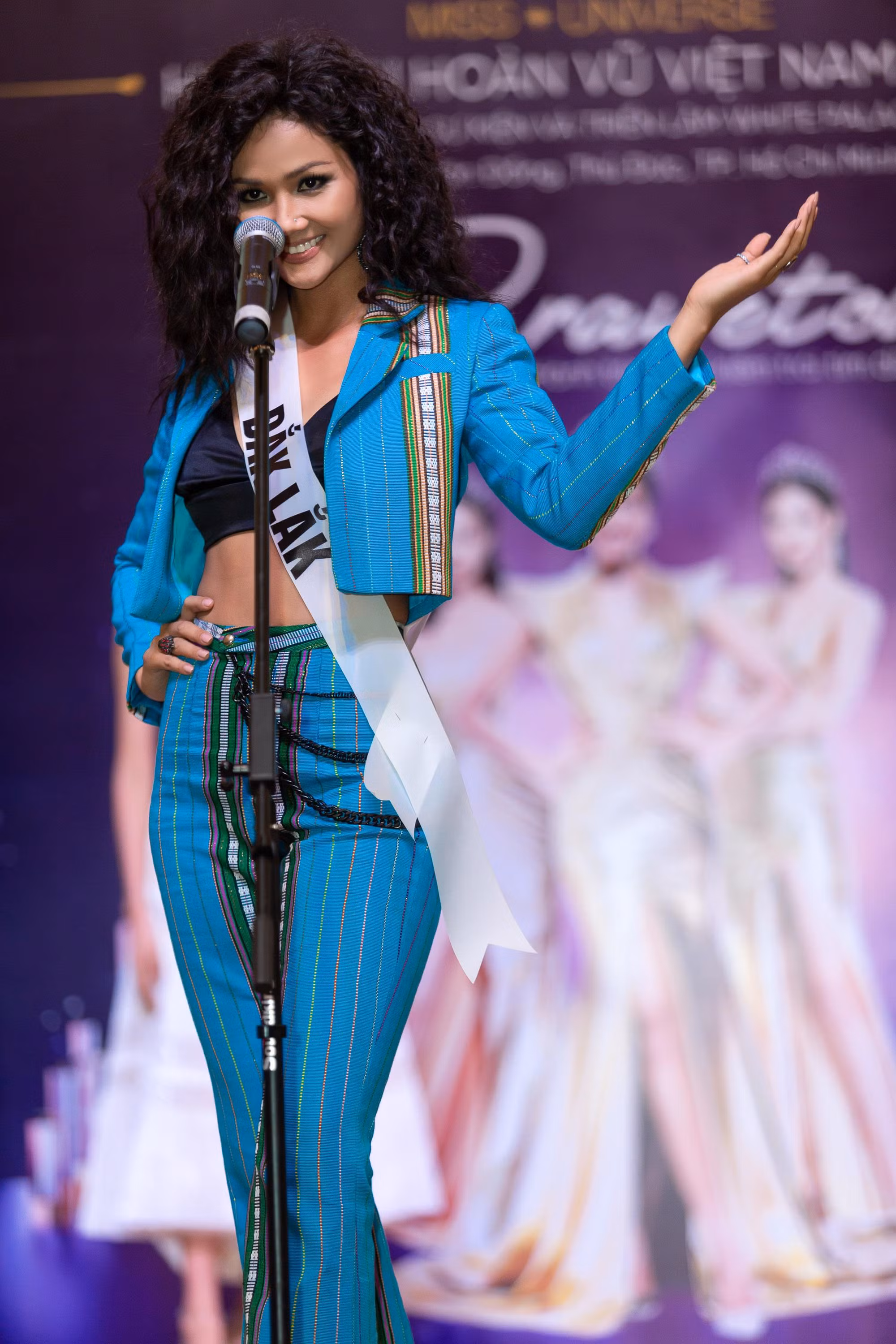 Thể hiện sự tự tin Thể hiện sự tự tin