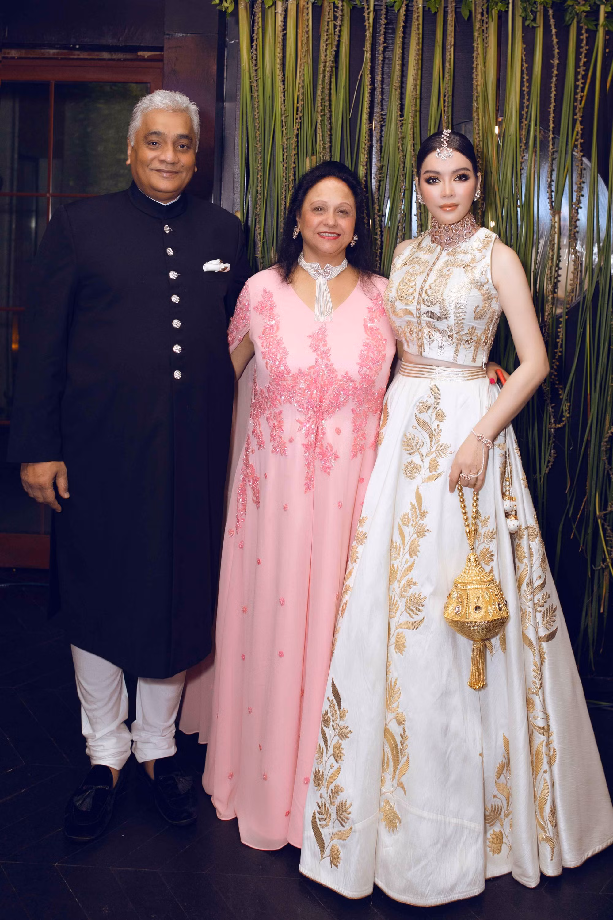 Vợ chồng ngài tỉ phú Ấn Độ Nitin Shah và Lý Nhã Kỳ