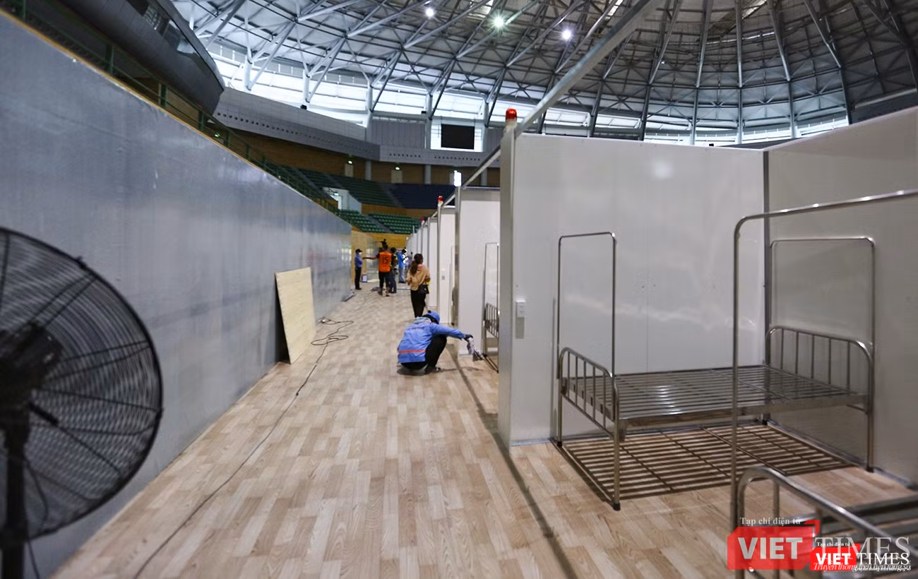 Một dãy buồng bệnh sắp hoàn thiện