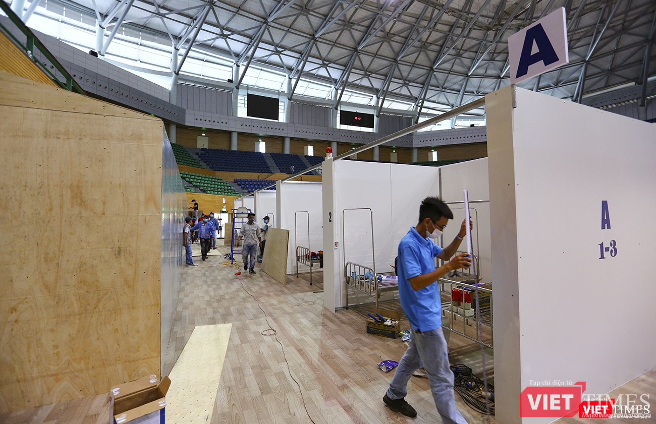 Nhịp độ thi công khẩn trương